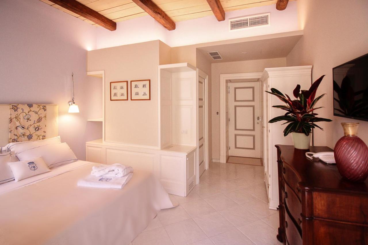Palazzo Mottola Tropea酒店 外观 照片